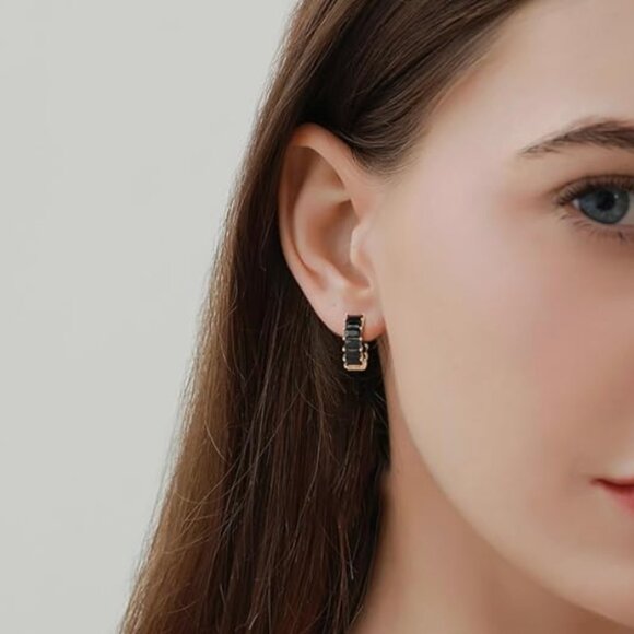 18K Gold Plated Black Stud Earrings - Picture 4 of 5